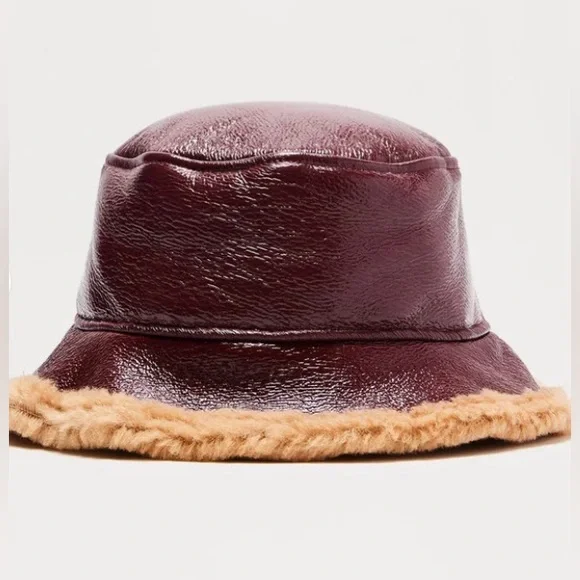 NWT Burgundy Weekend In Big Bear Bucket Hat - Picture 1 of 3